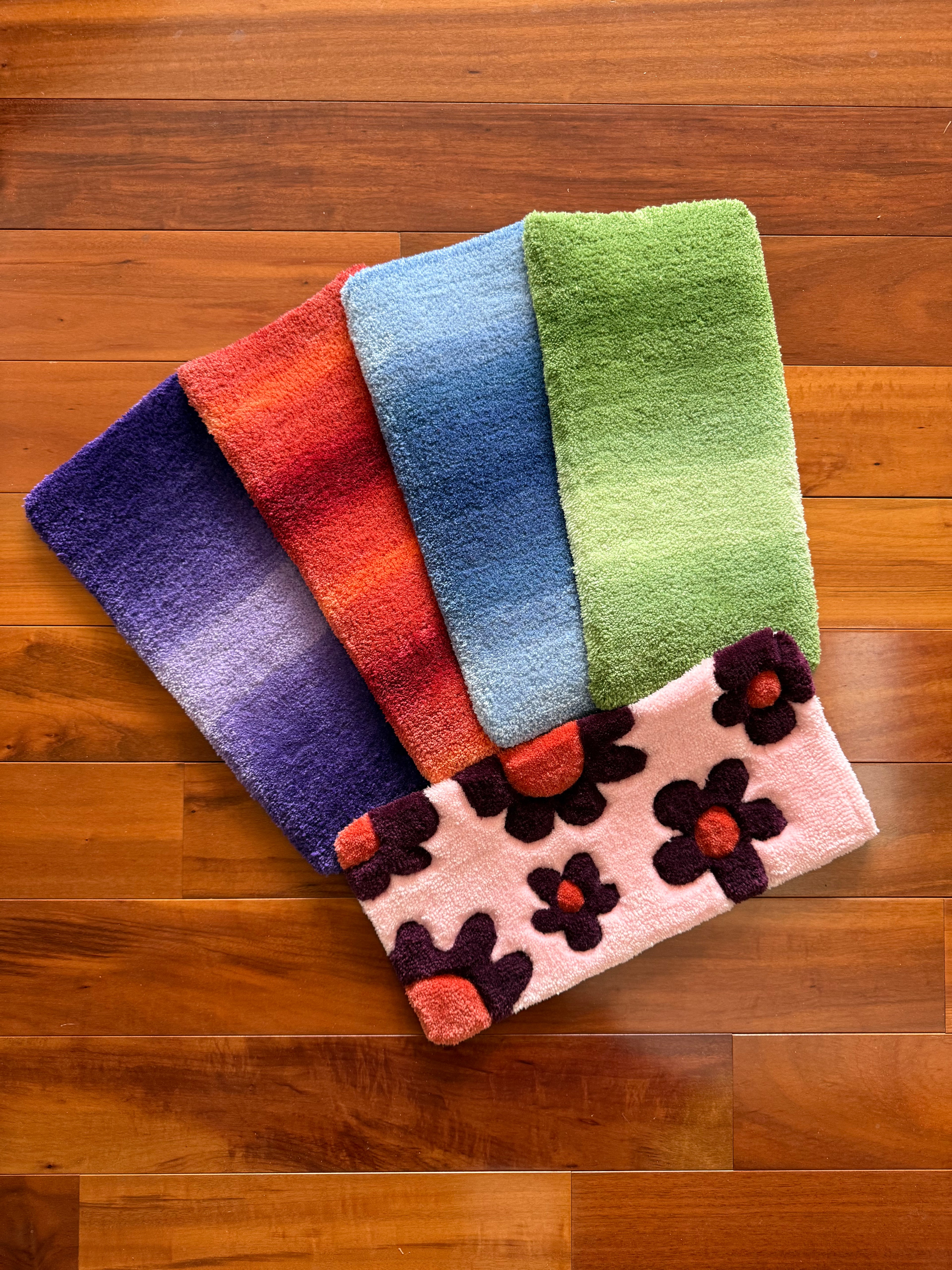 Gradient pet bowl rug | 18 x 8 in | Indoor Decor | Customizable colors